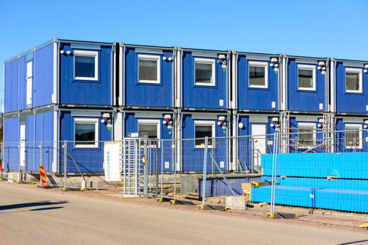 Efficient Assembly Of Modular Buildings Under Construction